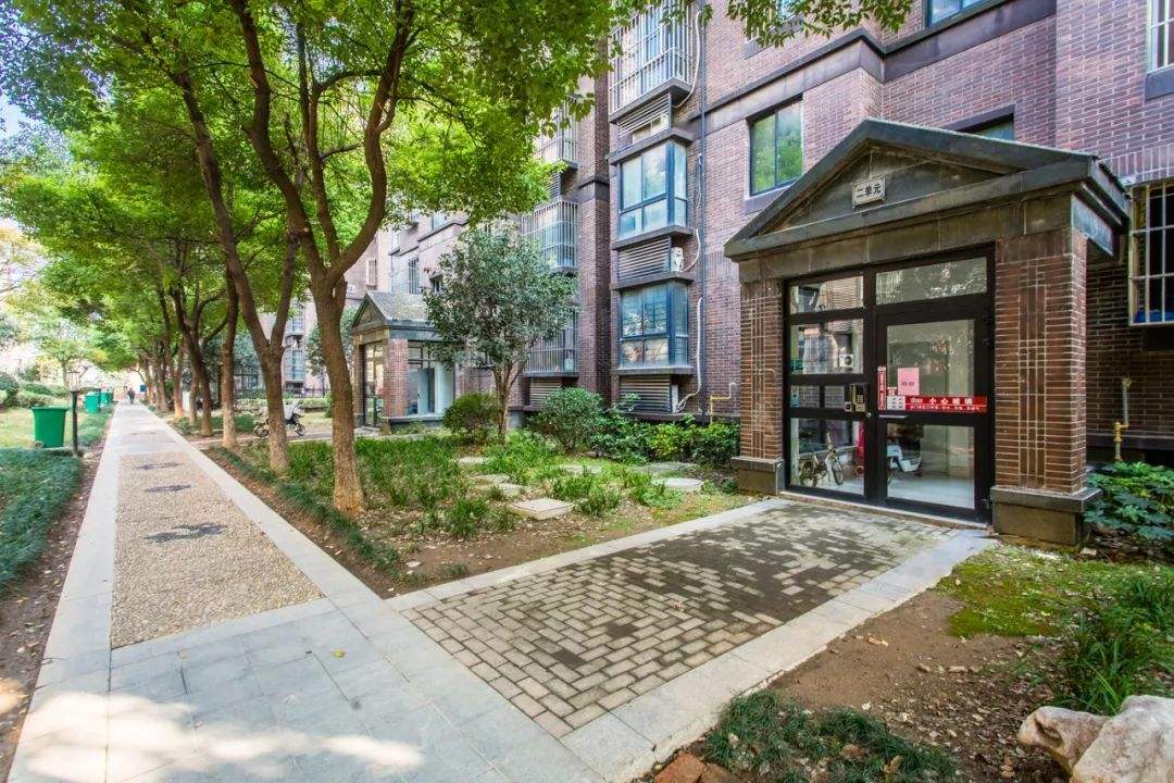 小区物业公司的服务宗旨和管理权力有哪些？(图1)