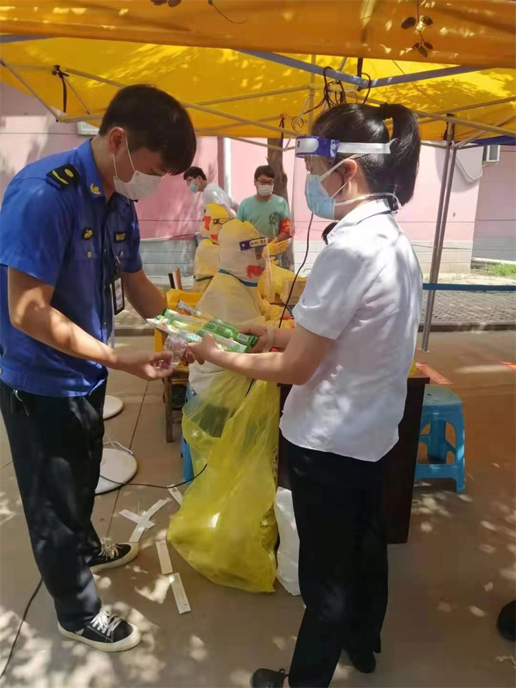 抗击不退让，嘉峪关君谊物业公司在行动(图6)